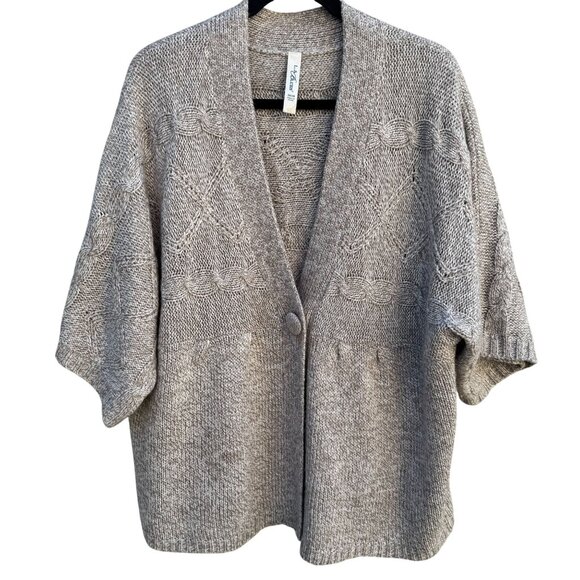 LA Blues Chunky Cable Knit Soft Gray Short Sleeve One Button Cardigan Sweater - Picture 1 of 10
